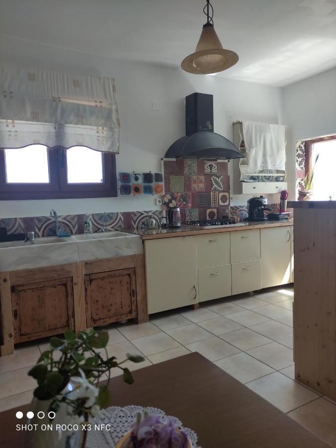 Aletraki -Off-Grid Retreat Above Heraklion, Peaceful Views Αρχάνες Εξωτερικό φωτογραφία