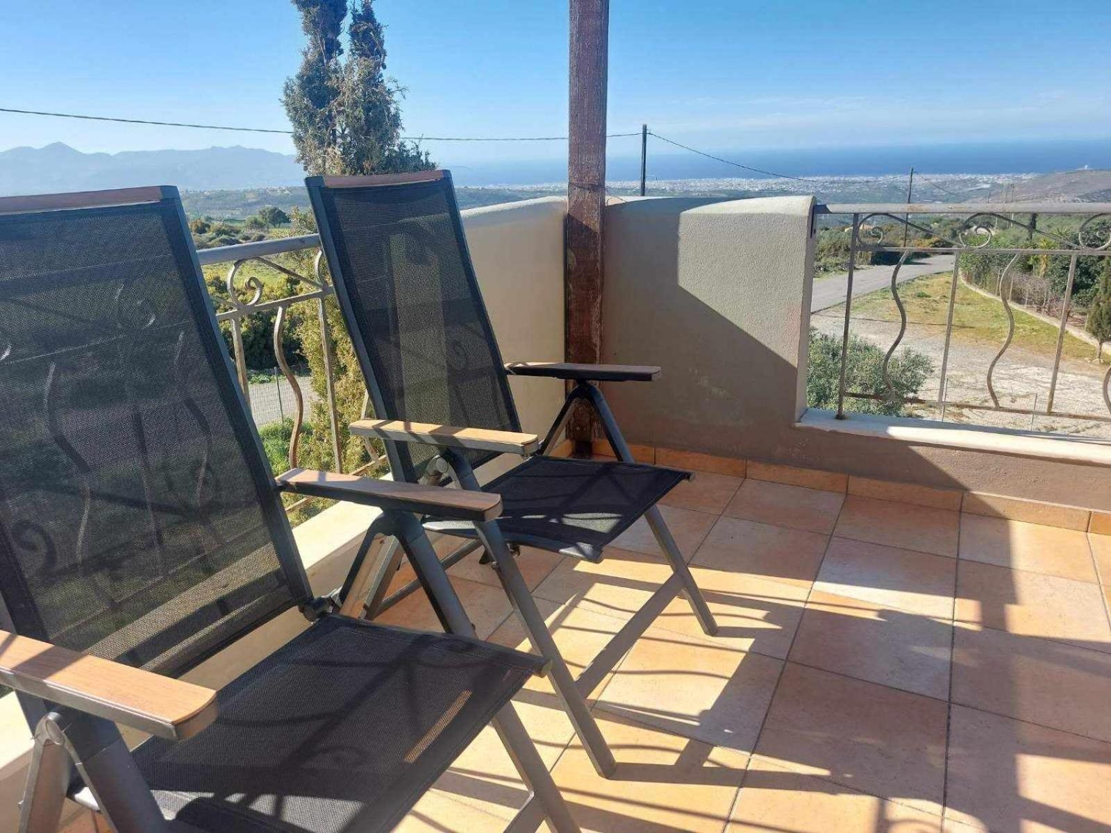 Aletraki -Off-Grid Retreat Above Heraklion, Peaceful Views Αρχάνες Εξωτερικό φωτογραφία